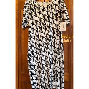LuLaRoe Julia